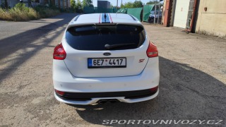 Ford Focus ST  2015