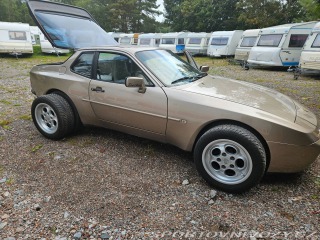Porsche 944 Turbo