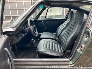 Porsche 911 2.7 G model 1975