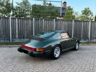 Porsche 911 2.7 G model 1975
