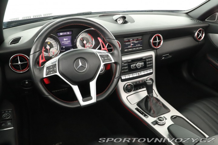 Mercedes-Benz SLK 250 CGI 2012
