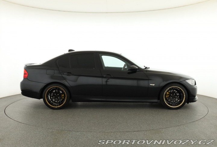 BMW 3 325 xi 2005