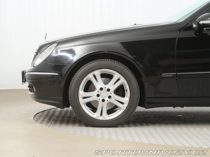 Mercedes-Benz E E 350 4MATIC 2008
