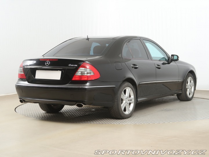 Mercedes-Benz E E 350 4MATIC 2008