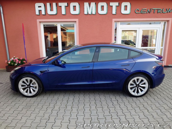 Tesla Model 3 2021