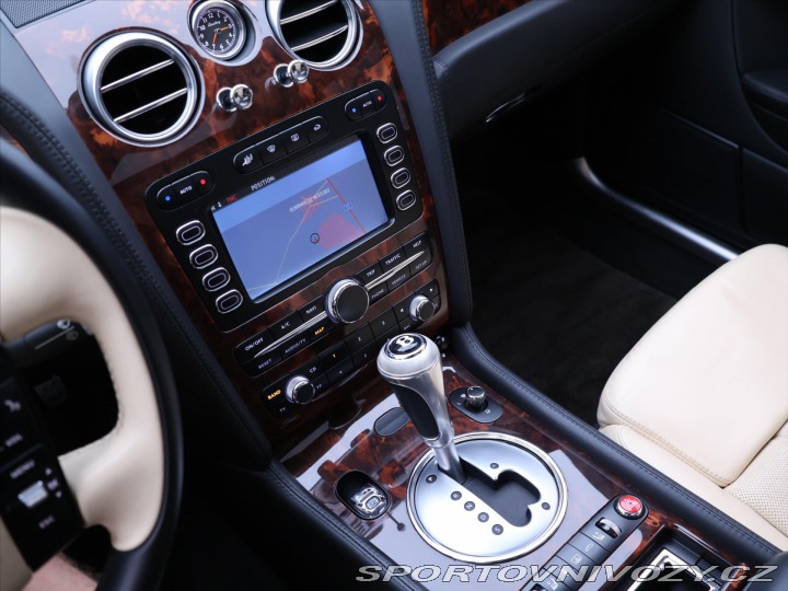 Bentley Flying Spur 6,0 W12 412 kW 4x4 Kůže D 2007