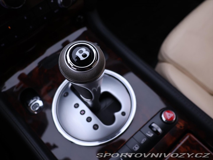 Bentley Continental Flying Spur 6,0 W12 412 k 2007