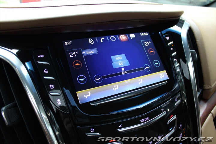 Ostatní značky Ostatní modely Cadillac Escalade ESV Platinum CZ EU Verze 2017