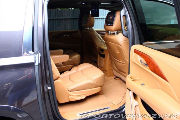 Ostatní značky Ostatní modely Cadillac Escalade ESV Platinum  CZ/EU Verze 2017