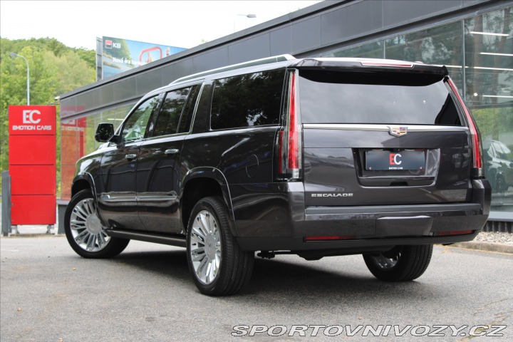 Ostatní značky Ostatní modely Cadillac Escalade ESV Platinum CZ EU Verze 2017