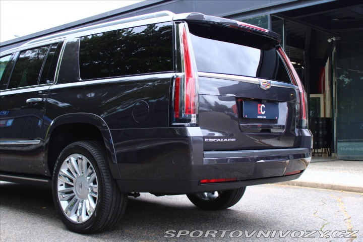 Ostatní značky Ostatní modely Cadillac Escalade ESV Platinum  CZ/EU Verze 2017