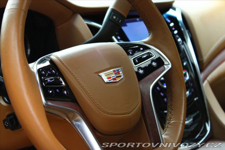 Ostatní značky Ostatní modely Cadillac Escalade ESV Platinum  CZ/EU Verze 2017