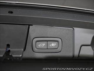 Volvo Ostatní modely XC60 2,0 T6  Plus Bright 2025