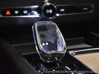 Volvo Ostatní modely XC60 2,0 T6  Plus Bright 2025