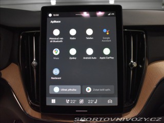 Volvo Ostatní modely XC60 2,0 T6  Plus Bright 2025