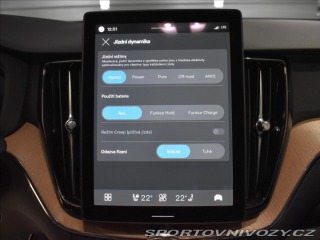 Volvo Ostatní modely XC60 2,0 T6  Plus Bright 2025