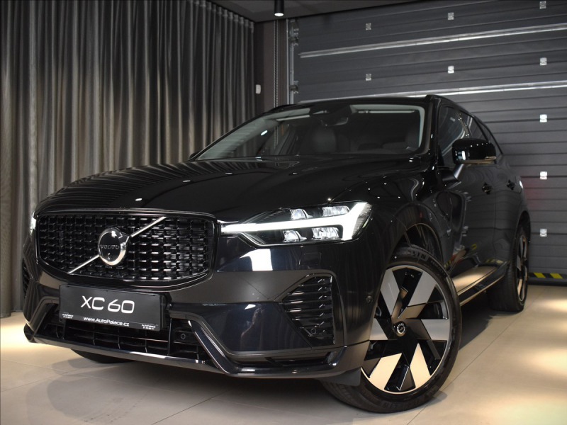 Volvo Ostatní modely XC60 2,0 T6  Ultimate Dark