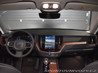 Volvo Ostatní modely XC60 2,0 T6  Ultimate Dark 2024