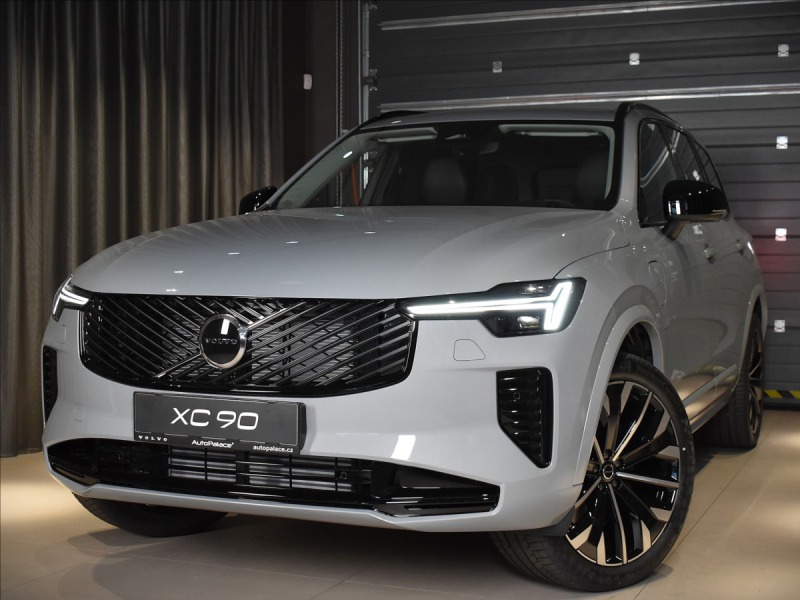 Volvo Ostatní modely XC90 2,0 T8  Plus Dark