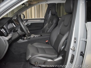 Volvo Ostatní modely XC90 2,0 T8  Plus Dark 2025