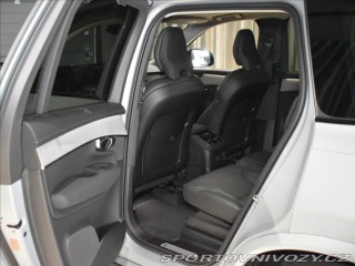 Volvo Ostatní modely XC90 2,0 T8  Plus Dark 2025