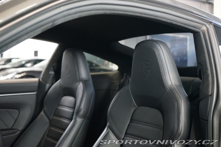 Porsche 911 992*TURBO S*CARBON*PCCB*P 2021