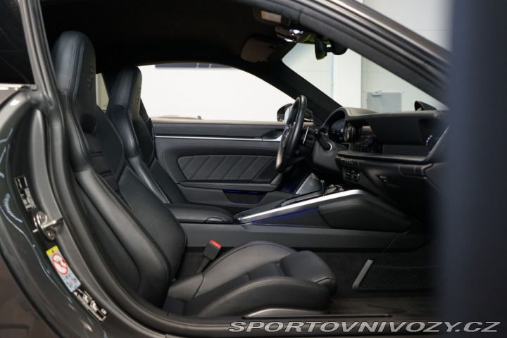 Porsche 911 992*TURBO S*CARBON*PCCB*P 2021