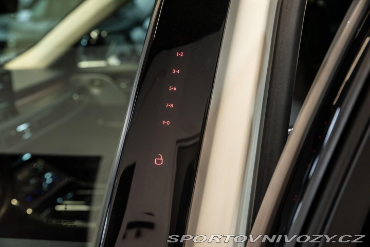 Ostatní značky Ostatní modely Lincoln Aviator RESERVE 3.0 V6 AWD 2022 P 2022