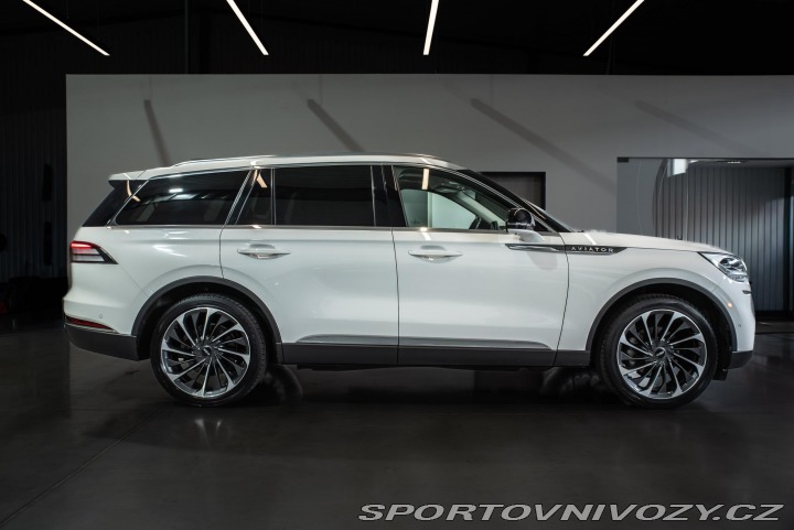 Ostatní značky Ostatní modely Lincoln Aviator RESERVE 3.0 V6 AWD 2022 P 2022