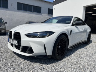 BMW M4  2021