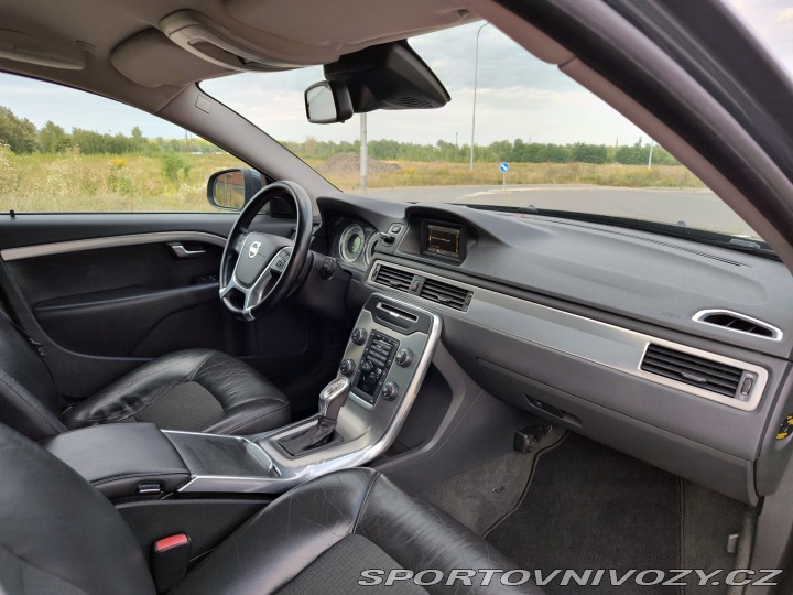 Volvo V70 Bi-Fuel 2.0T 2012