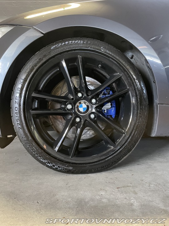BMW 1 130i 2006