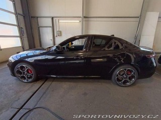 Alfa Romeo Giulia 2.0 Turbo 16V 206kW AT8-Q 2024