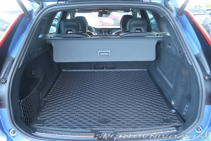 Volvo Ostatní modely XC60 R-Design T6 AWD 2018