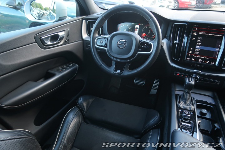 Volvo Ostatní modely XC60 R-Design T6 AWD 2018