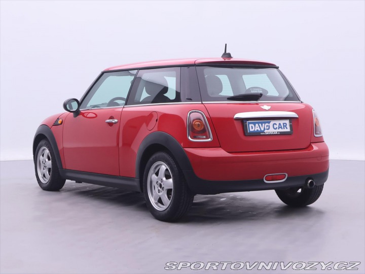 Mini One 1,4 i 70kW Klimatizace 1 2008