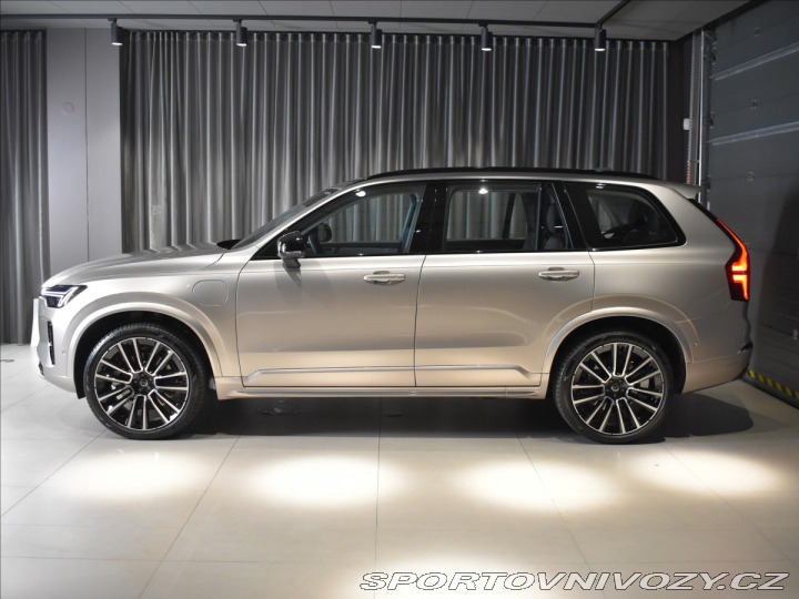 Volvo Ostatní modely XC90 2,0 T8 Ultra Dark 2025