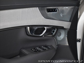Volvo Ostatní modely XC90 2,0 T8  Ultra Dark 2025