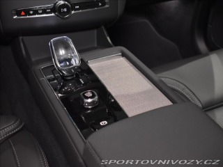 Volvo Ostatní modely XC90 2,0 T8  Ultra Dark 2025