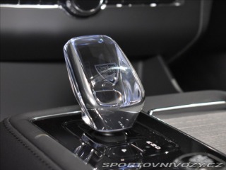 Volvo Ostatní modely XC90 2,0 T8  Ultra Dark 2025