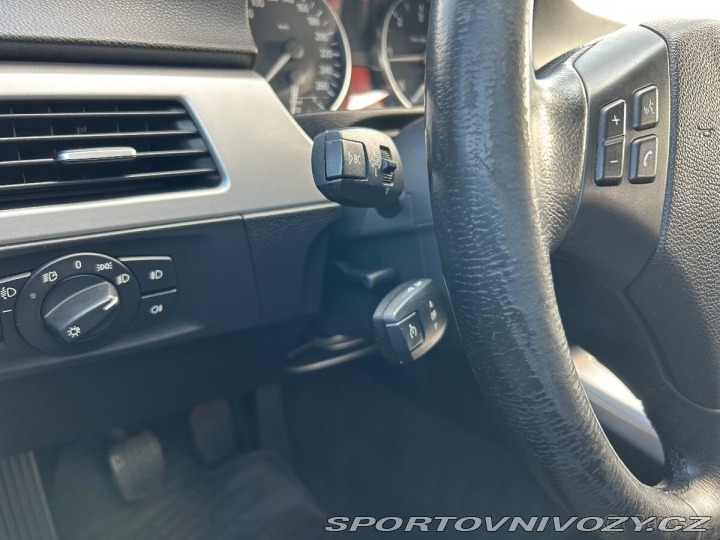 BMW 3 2,0 E90 318d 1800