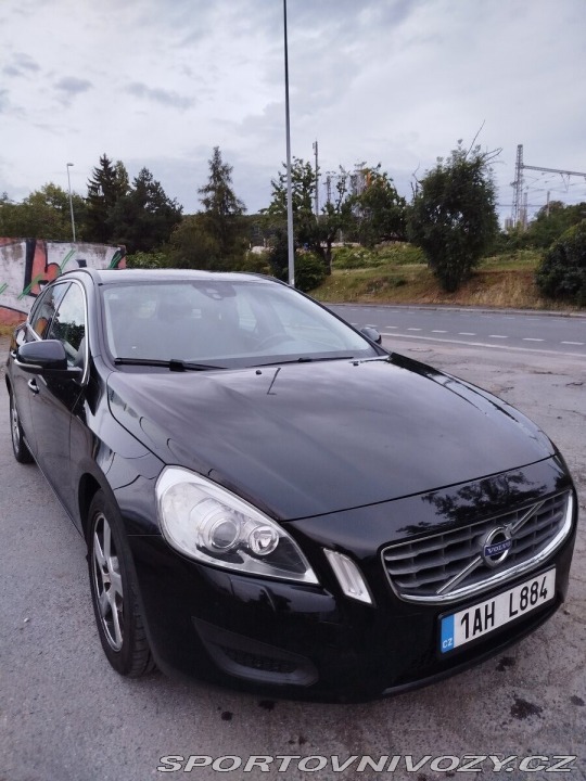 Volvo V60 2,0 2012r. Diesel 2012