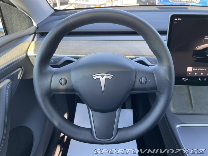 Tesla Model Y LR AWD R20*AMD*Záruka do 2022