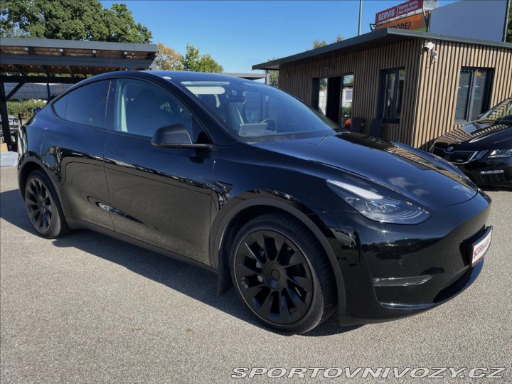 Tesla Model Y LR AWD R20*AMD*Záruka do 2022