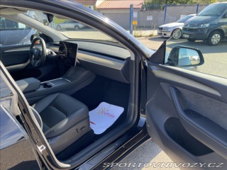 Tesla Model Y LR AWD R20*AMD*Záruka do 2022