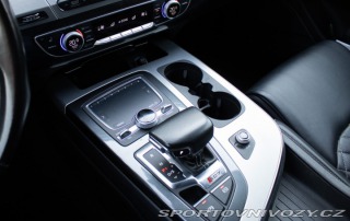 Audi SQ7  2017