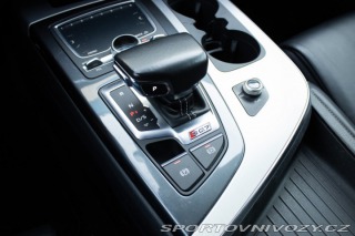 Audi SQ7  2017