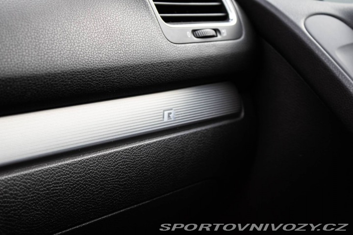 Volkswagen Golf 2.0 TFSI 270k R 4-Motion 2011