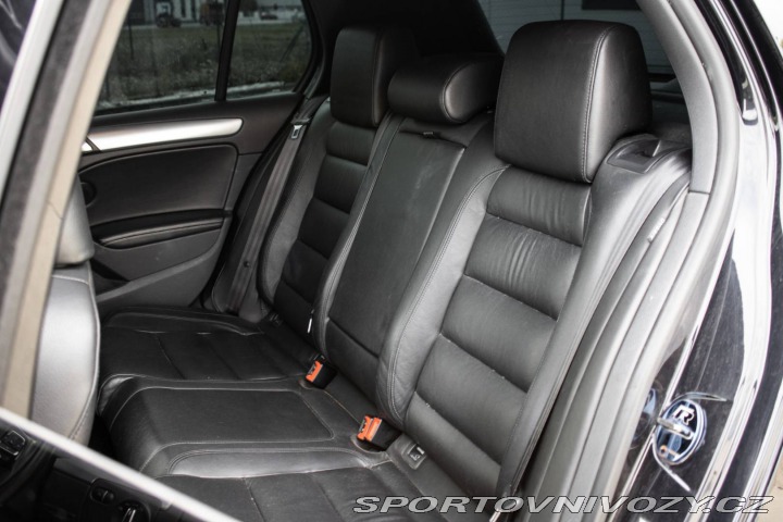 Volkswagen Golf 2.0 TFSI 270k R 4-Motion 2011