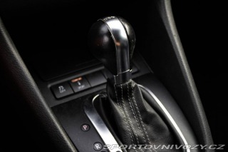 Volkswagen Golf 2.0 TFSI 270k R 4-Motion 2011